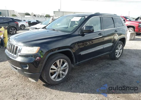 2013 Jeep Grand Cherokee Laredo z USA, uszkodzony, nr VIN 1C4RJFAG0DC581233